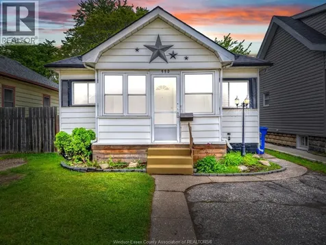 990 Campbell Avenue Windsor ON N9B 2J2