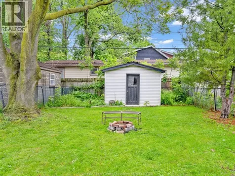 990 Campbell Avenue Windsor ON N9B 2J2