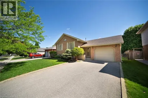 23 Trillium Way Brantford ON N3R 7T7