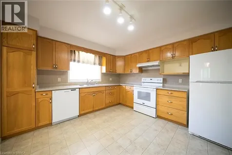 23 Trillium Way Brantford ON N3R 7T7