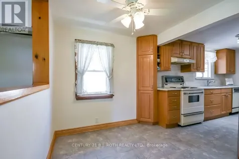 53 Fittons Road West Orillia ON L3V 3V1