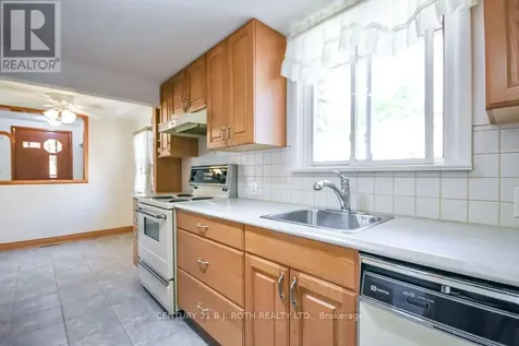 53 Fittons Road West Orillia ON L3V 3V1