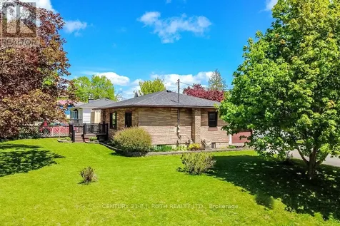 53 Fittons Road West Orillia ON L3V 3V1