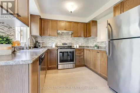 371 Langford Boulevard Bradford West Gwillimbury (bradford) ON L3Z 0P7