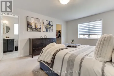 371 Langford Boulevard Bradford West Gwillimbury (bradford) ON L3Z 0P7