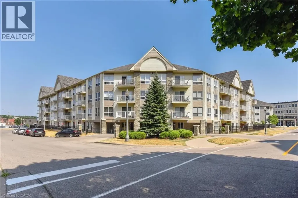 8 Harris Street Cambridge ON N1R 8R1
