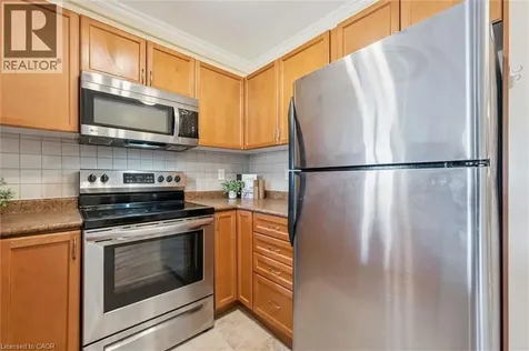 8 Harris Street Cambridge ON N1R 8R1
