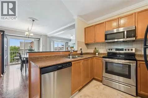 8 Harris Street Cambridge ON N1R 8R1