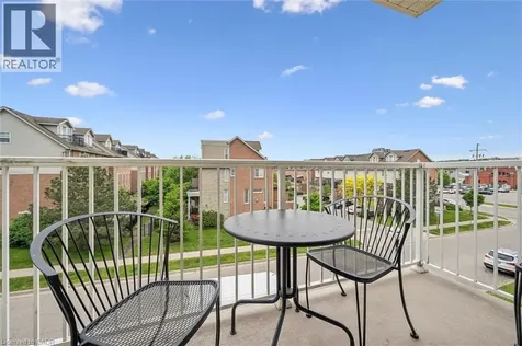 8 Harris Street Cambridge ON N1R 8R1