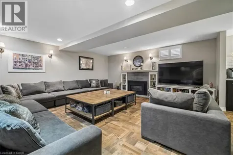 573 Beach Boulevard Hamilton ON L8H 6X8