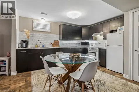 573 Beach Boulevard Hamilton ON L8H 6X8