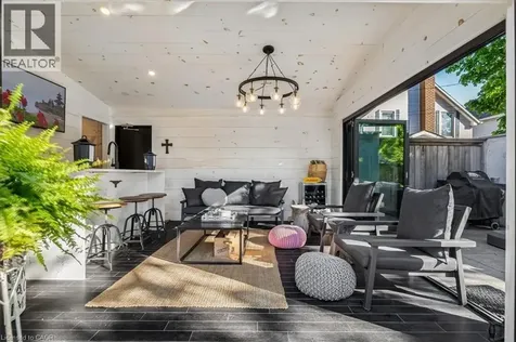 573 Beach Boulevard Hamilton ON L8H 6X8