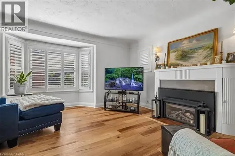 573 Beach Boulevard Hamilton ON L8H 6X8
