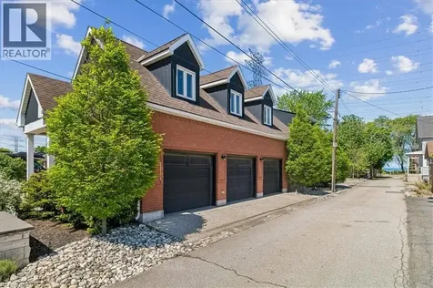 573 Beach Boulevard Hamilton ON L8H 6X8