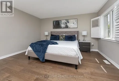 1056 Foxtail Crescent Pickering ON L1X 0E7