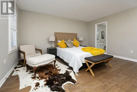 1056 Foxtail Crescent Pickering ON L1X 0E7