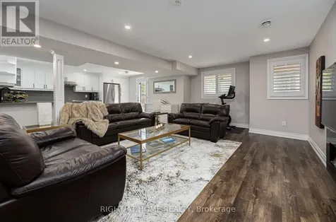 1056 Foxtail Crescent Pickering ON L1X 0E7