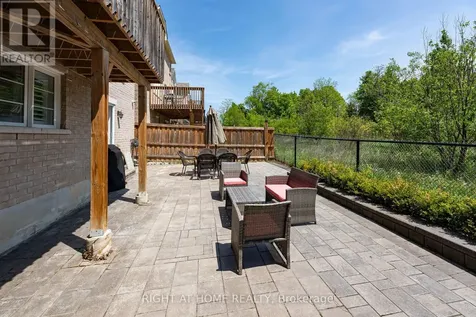 1056 Foxtail Crescent Pickering ON L1X 0E7