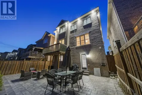 1056 Foxtail Crescent Pickering ON L1X 0E7