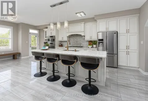 1056 Foxtail Crescent Pickering ON L1X 0E7