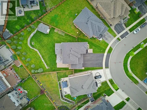 31 Wetland Way Kitchener ON N2P 2Y8