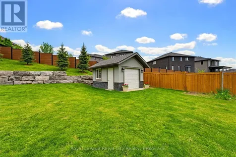 31 Wetland Way Kitchener ON N2P 2Y8