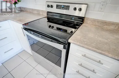 10 Westmeath Lane North Markham (cornell) ON L6B 1N5