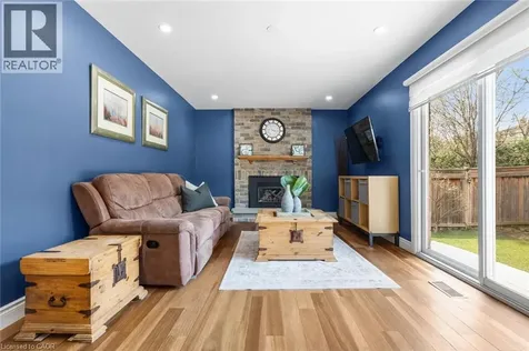 2474 Cavendish Drive Burlington ON L7P 3T8