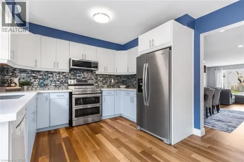 2474 Cavendish Drive Burlington ON L7P 3T8