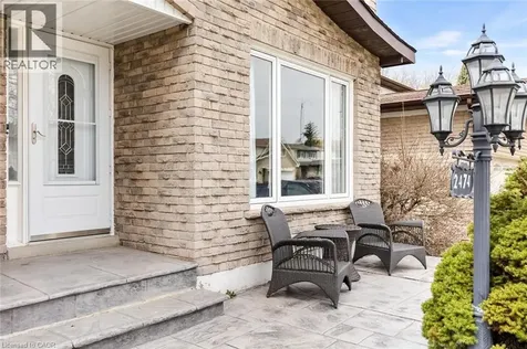2474 Cavendish Drive Burlington ON L7P 3T8