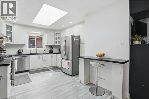 391 East 24th Street Hamilton ON L8V 4X3