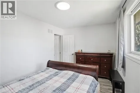 391 East 24th Street Hamilton ON L8V 4X3