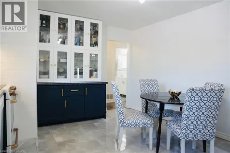 21 Deschene Avenue Hamilton ON L9A 3J8