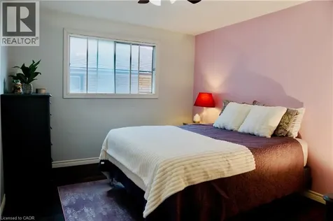 21 Deschene Avenue Hamilton ON L9A 3J8