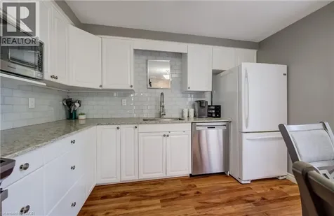 10 Meadow Woods Crescent Kitchener ON N2N 1S5