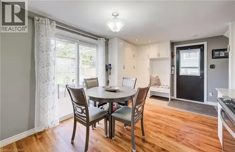 10 Meadow Woods Crescent Kitchener ON N2N 1S5