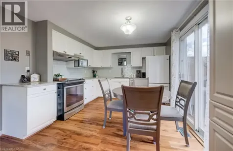 10 Meadow Woods Crescent Kitchener ON N2N 1S5