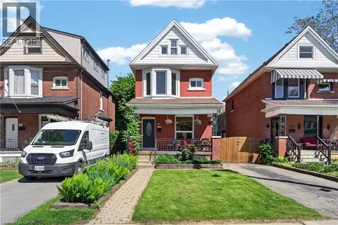 125 Balsam Avenue South Hamilton ON L8M 3B4