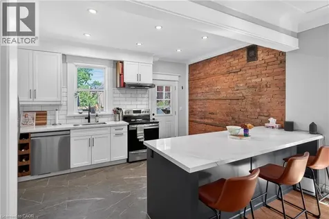 125 Balsam Avenue South Hamilton ON L8M 3B4