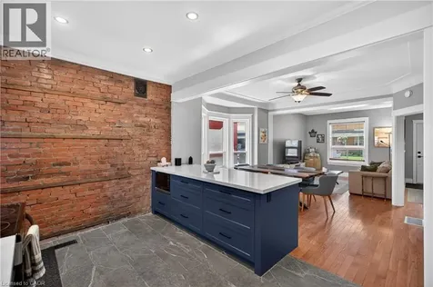 125 Balsam Avenue South Hamilton ON L8M 3B4