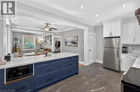 125 Balsam Avenue South Hamilton ON L8M 3B4