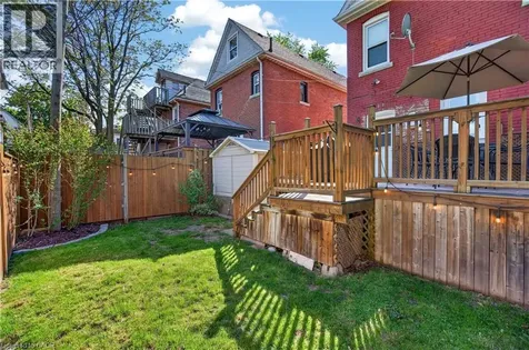 125 Balsam Avenue South Hamilton ON L8M 3B4