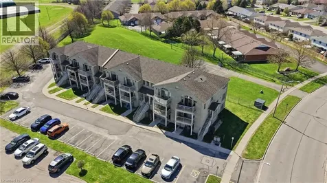50 Whitlaw Way Paris ON N3L 4C3