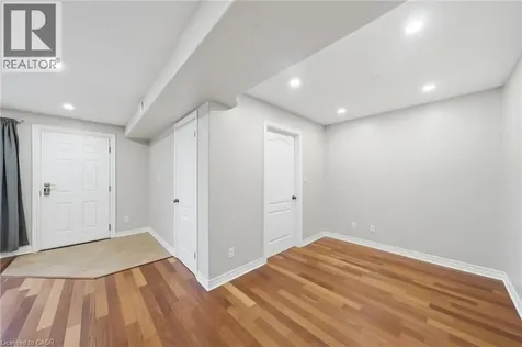 50 Whitlaw Way Paris ON N3L 4C3