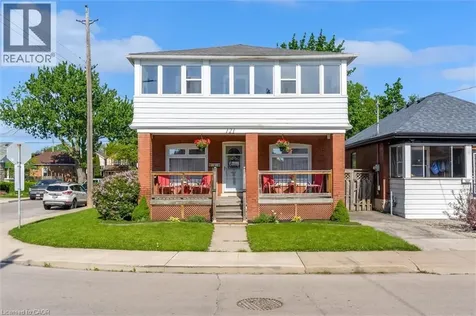 121 Edgemont Street North Hamilton ON L8H 4E2