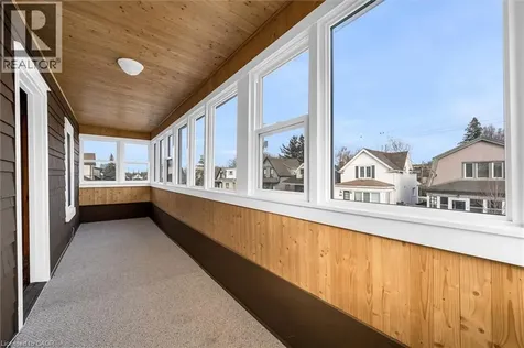 121 Edgemont Street North Hamilton ON L8H 4E2