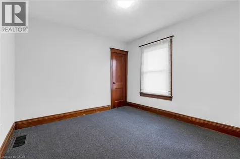 121 Edgemont Street North Hamilton ON L8H 4E2