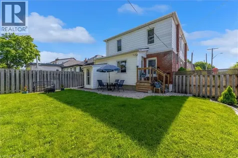 121 Edgemont Street North Hamilton ON L8H 4E2