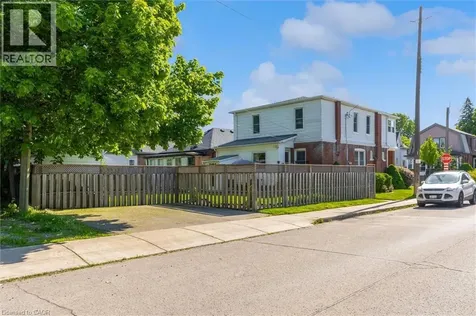 121 Edgemont Street North Hamilton ON L8H 4E2
