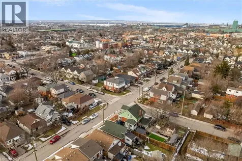 121 Edgemont Street North Hamilton ON L8H 4E2